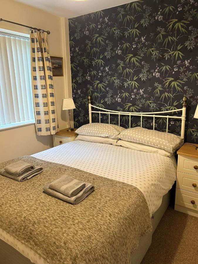 Fernhill Retreat Appartement Charmouth Buitenkant foto